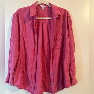 Time and Tru Fuchsia Textured Shirt